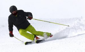 A Quick Guide to Downhill Skiing